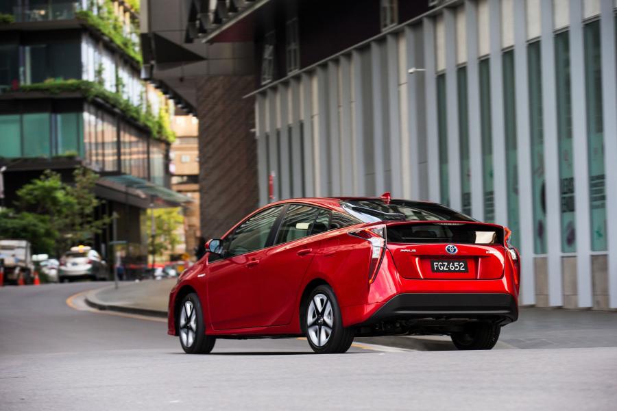  Toyota Prius 2016 года  (AU) (фото 13 из 31)